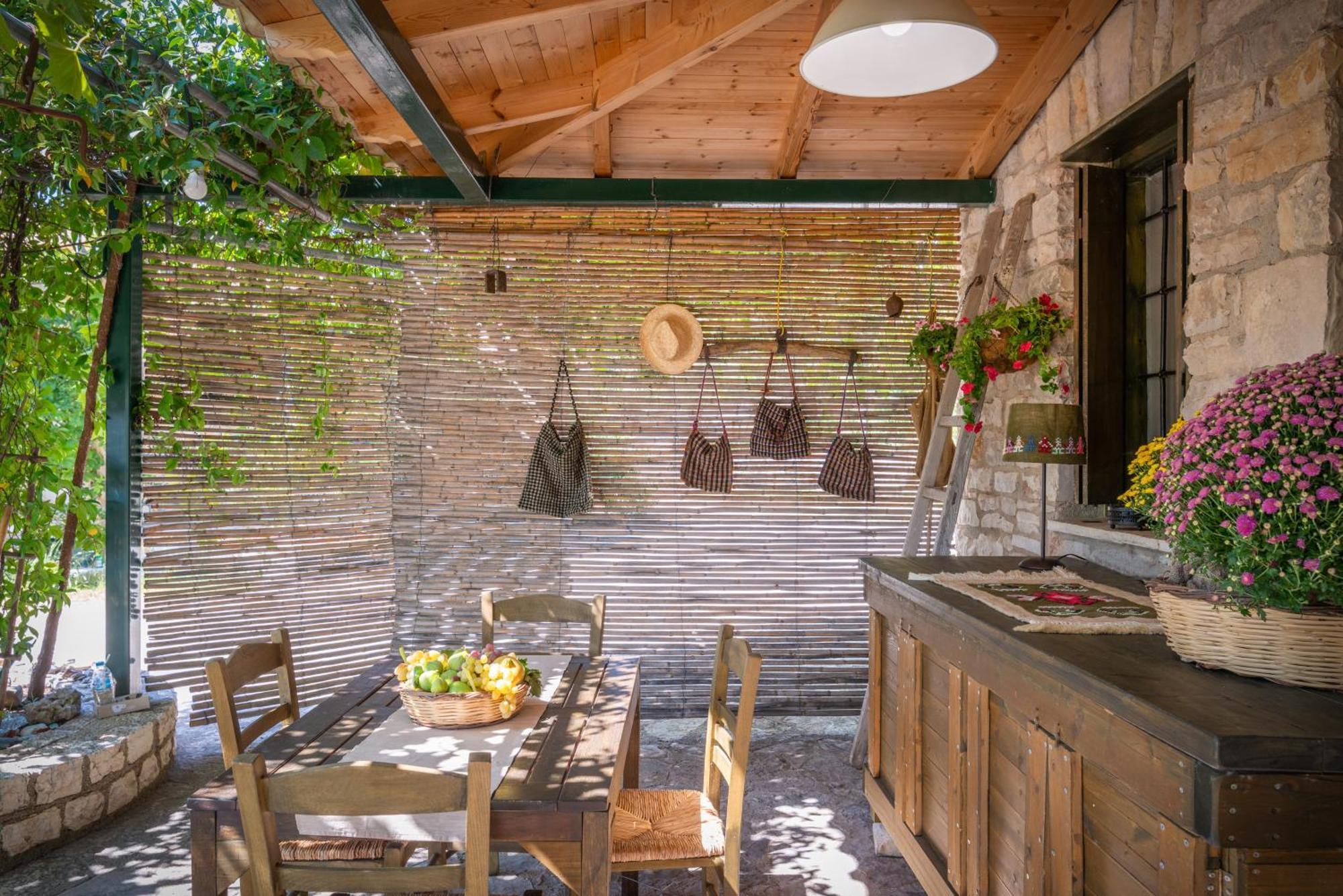 Liodentro - Olea Villa Plataria Eksteriør billede